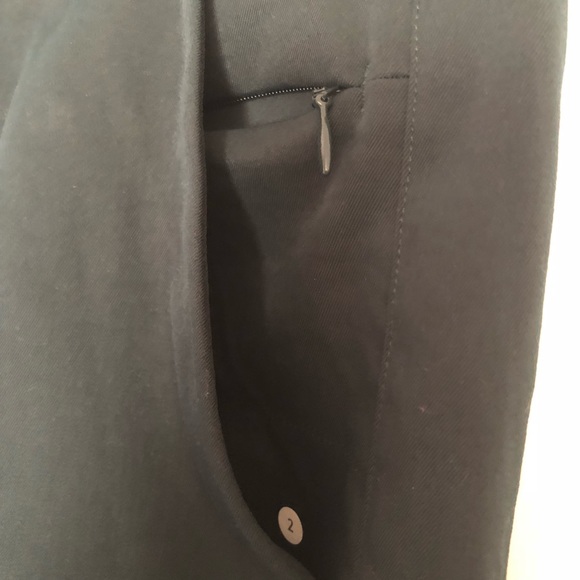 Lululemon &go City Trek Trouser Dark Fuel Green - Picture 6 of 6